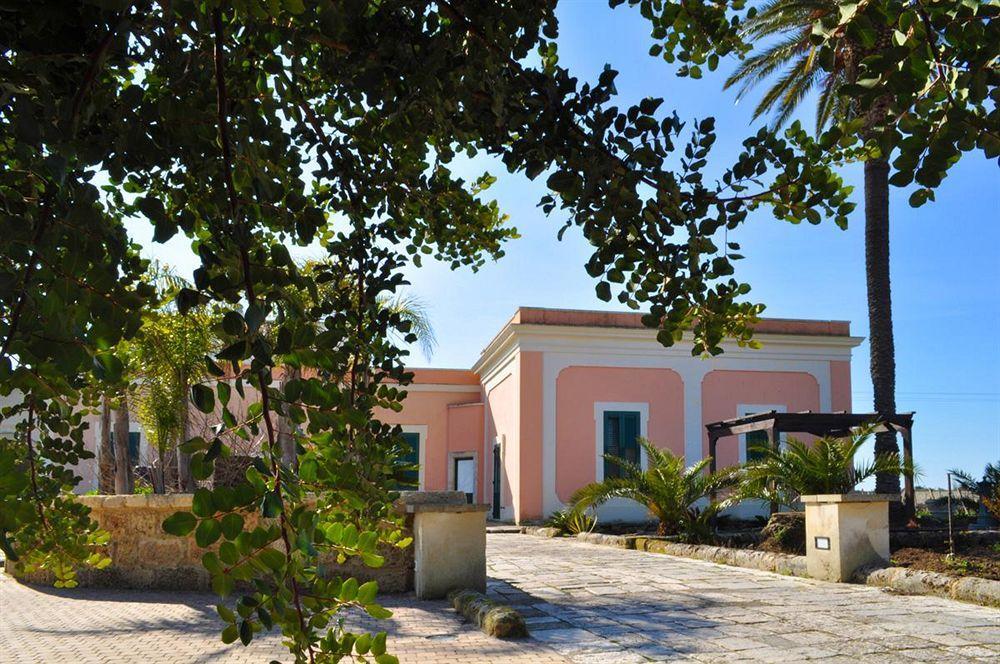 Tenuta San Nicola Novoli ภายนอก รูปภาพ